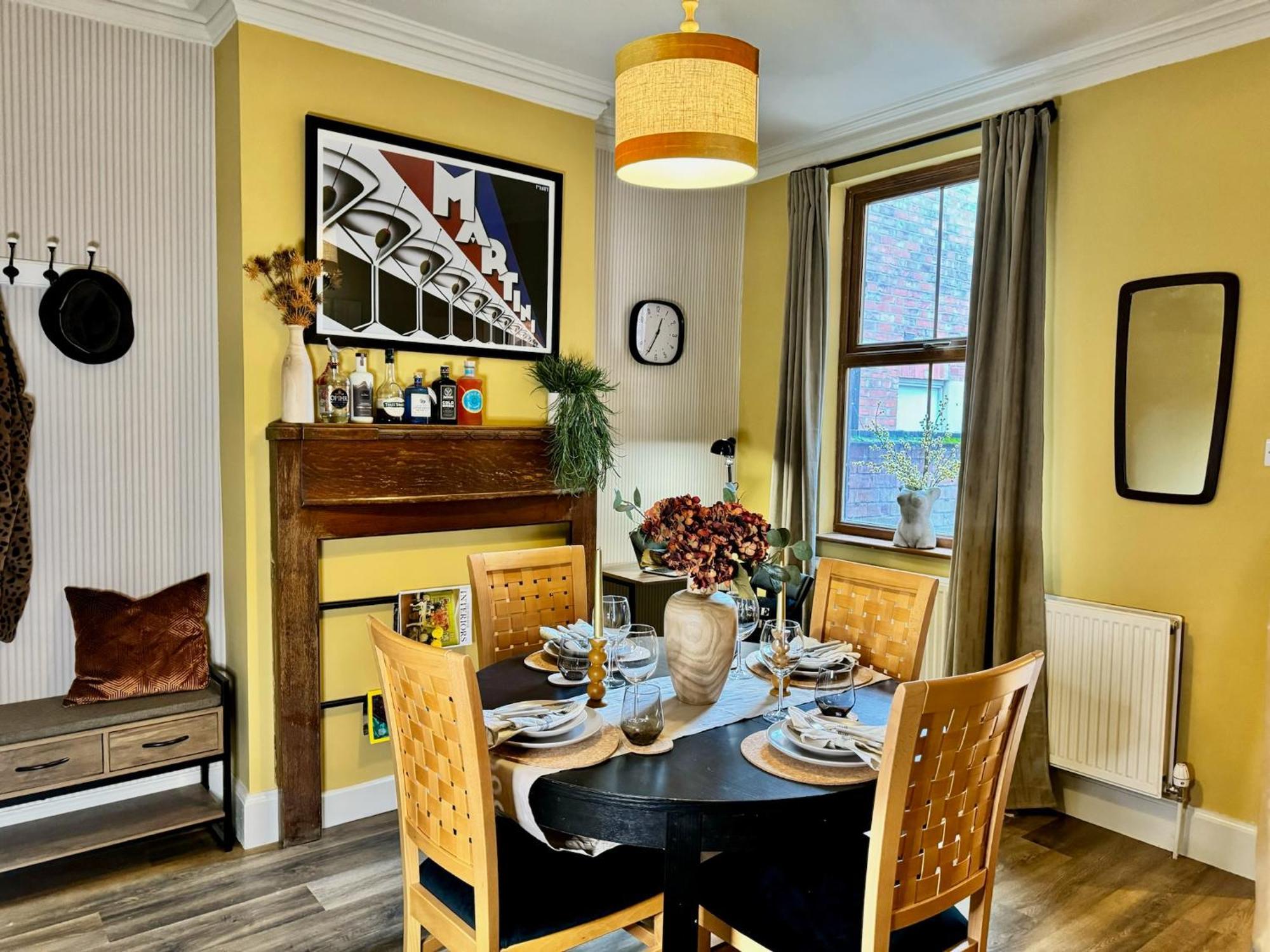 Holiday home Merton Retreat- Free Parking, Central, City Luxury!!