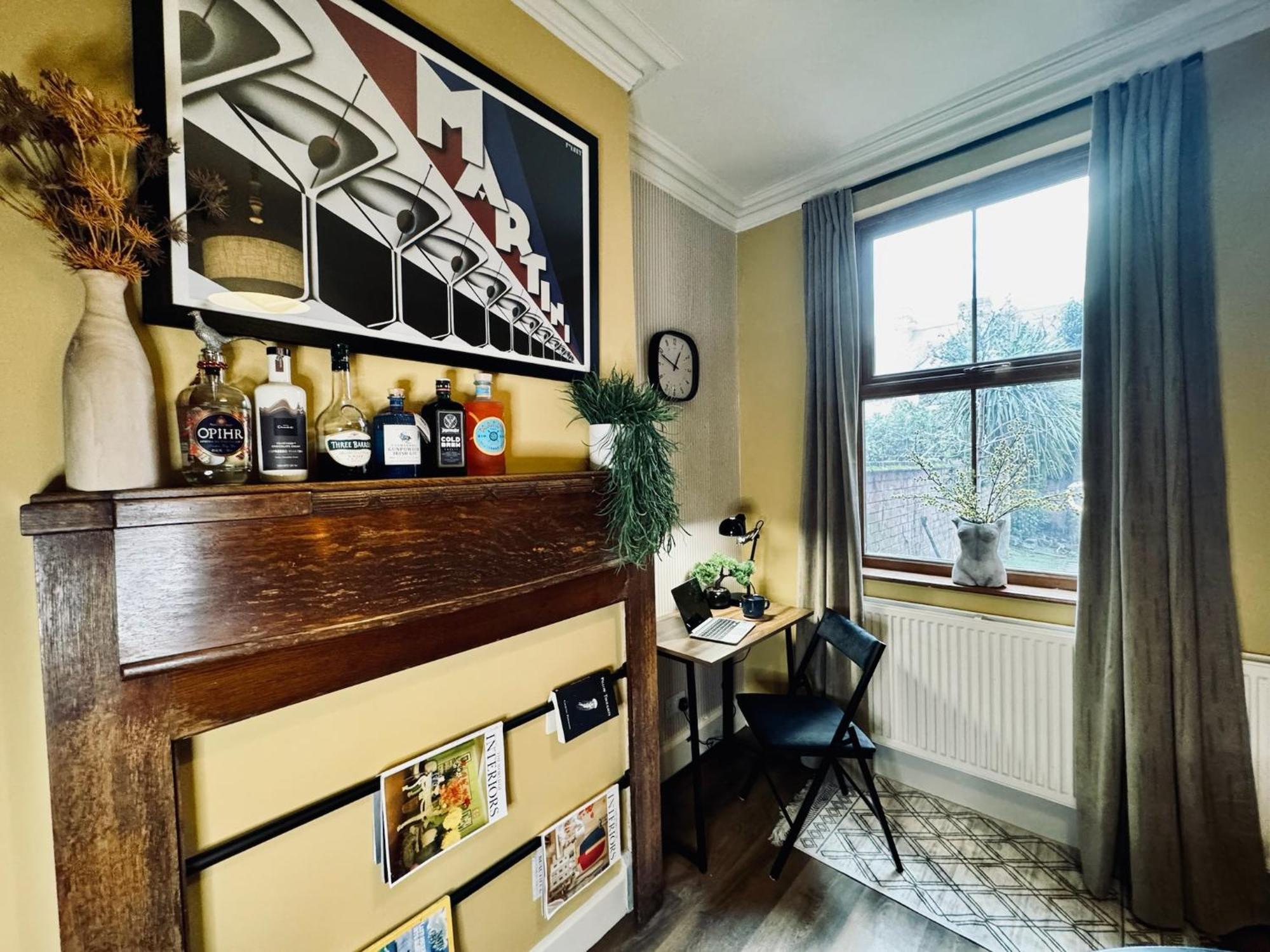Holiday home Merton Retreat- Free Parking, Central, City Luxury!! *